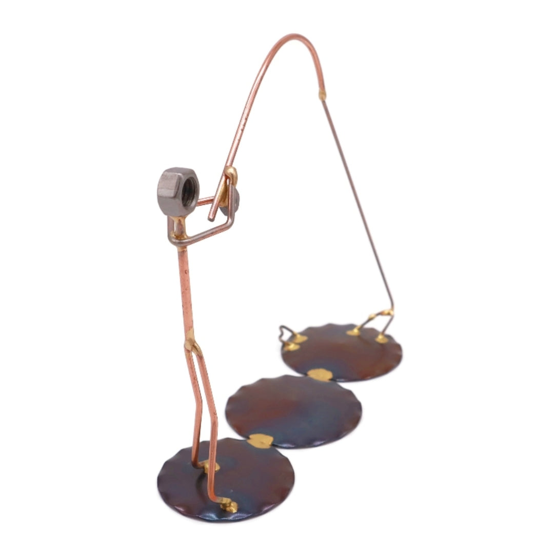 Pescador con pez encendido