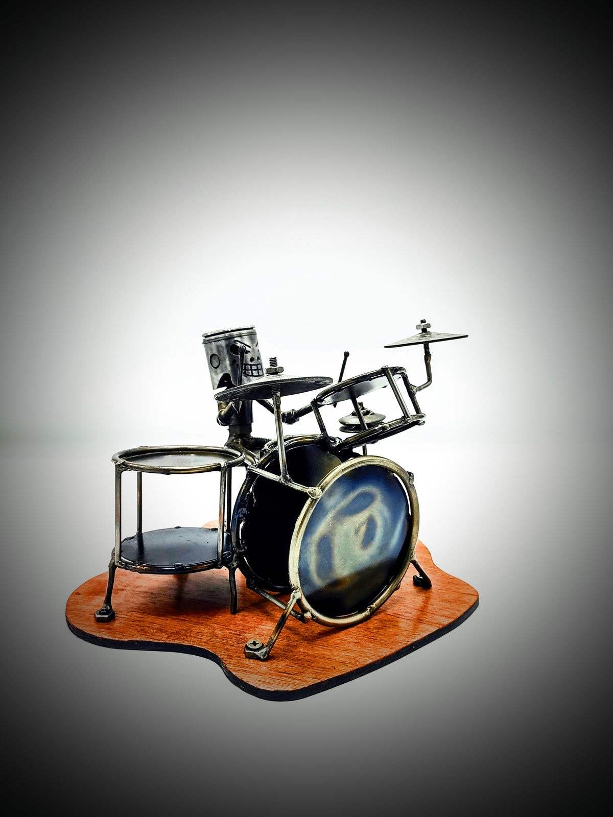 Piston Head Drummer